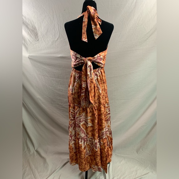 Tropical Print Ruffle Hem Tie Back Halter Dress - Picture 9 of 10